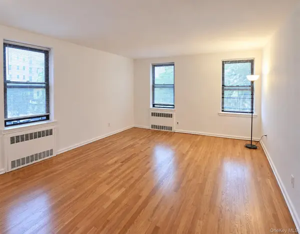 302 96th ST #2L, Brooklyn, NY 11209