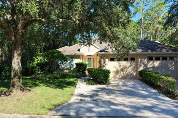 18 LAFAYETTE LN, Palm Coast, FL 32164