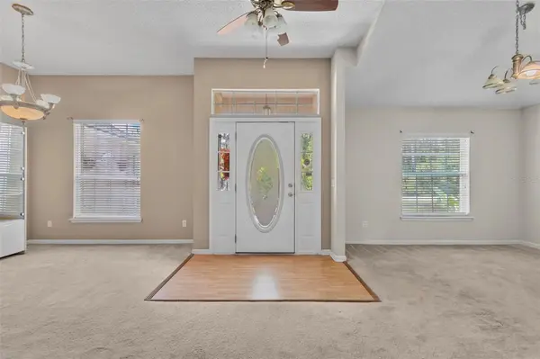 16 BEAUFORD LN, Palm Coast, FL 32137