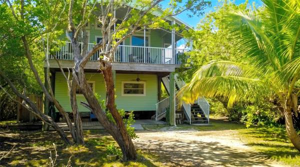 9556 BUCCANEER TRL, Placida, FL 33946