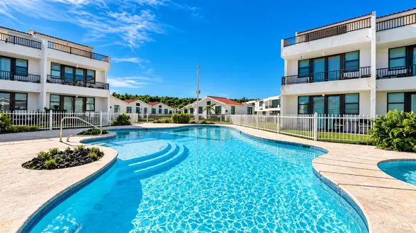 15 MARBELA CASA DE PLAYA #A15, Isabela, PR 00662