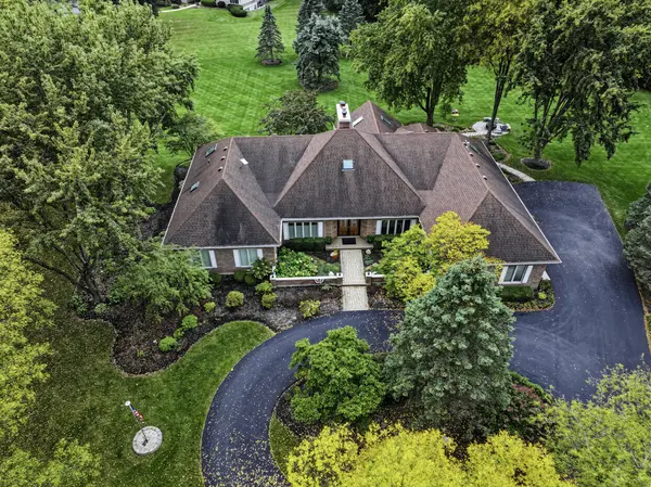 14 Bridlewood TRL, South Barrington, IL 60010