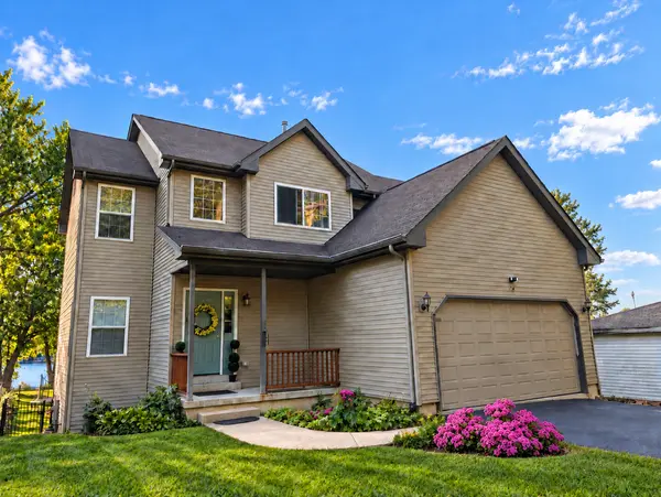 732 Robertson RD, South Elgin, IL 60177