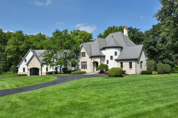 223 Highland RD, Inverness, IL 60067