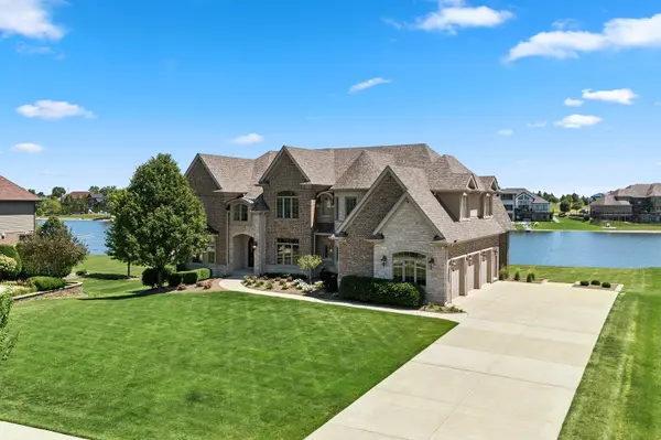 11429 Mckenna DR, Frankfort, IL 60423