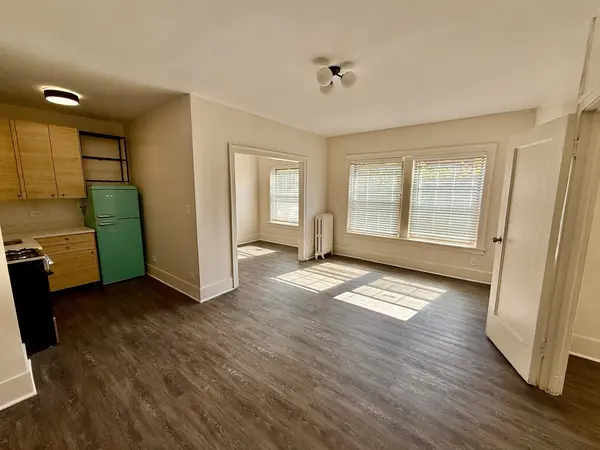 5309 N Winthrop AVE #214, Chicago, IL 60640