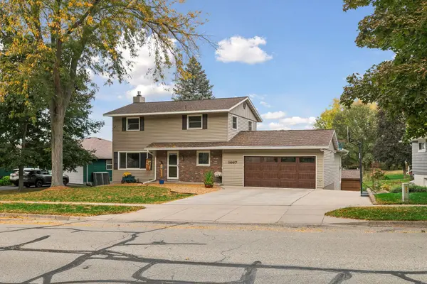 1667 Spruce DR, Red Wing, MN 55066
