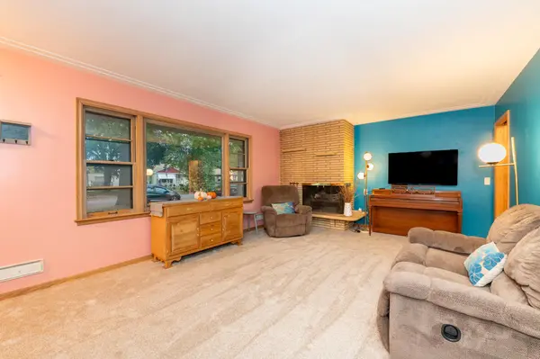 4249 Oliver AVE N, Minneapolis, MN 55412