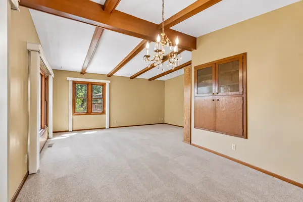 95 15th AVE SW, New Brighton, MN 55112