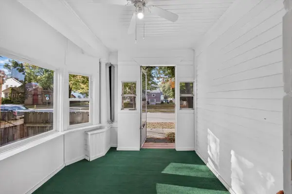 948 HOWARD ST, Green Bay, WI 54303