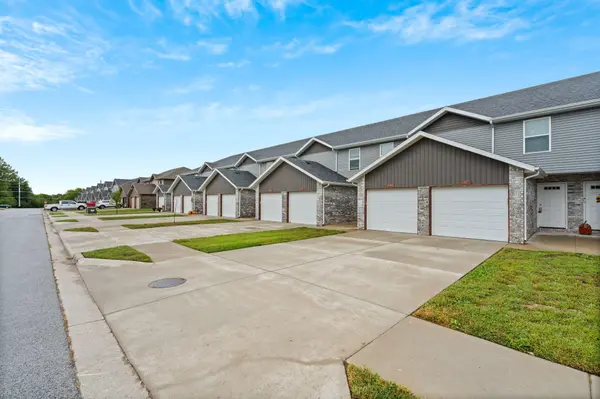 687 Turner AVE, Republic, MO 65738