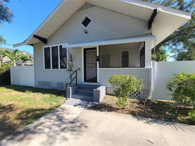 1060 18TH AVE S, St Petersburg, FL 33705