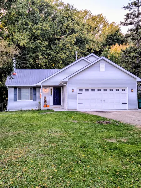 3117 Douglas DR N, Crystal, MN 55422