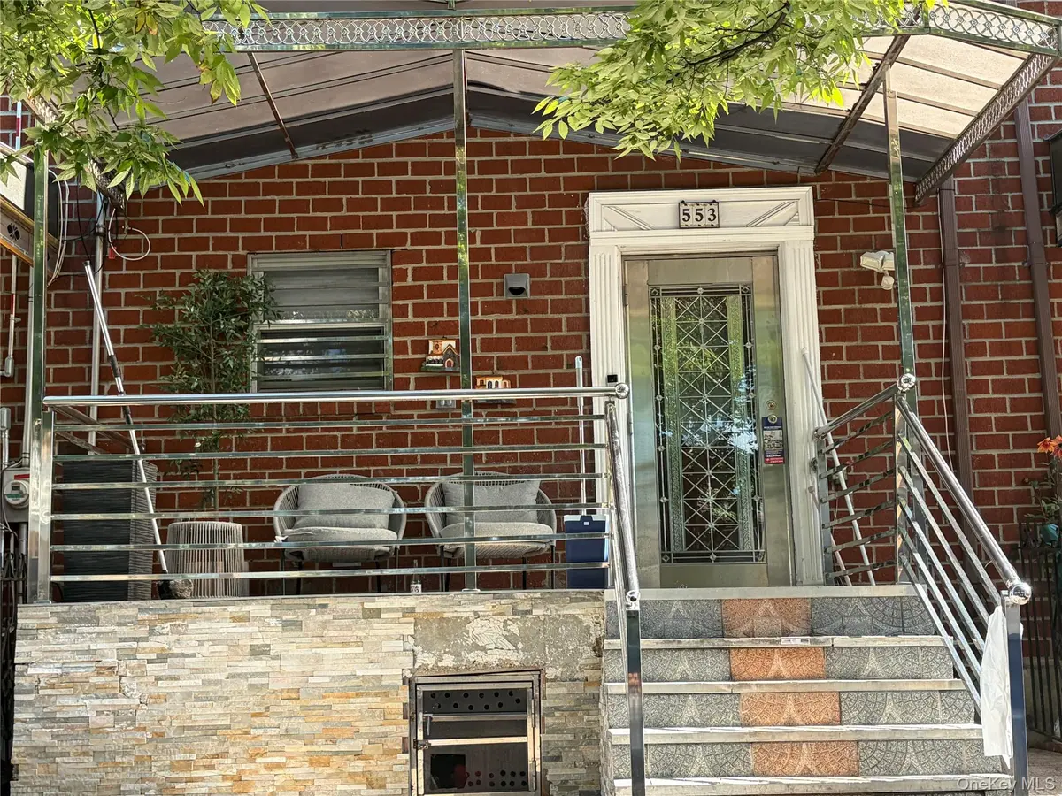 553 Hendrix, Brooklyn, NY 11207