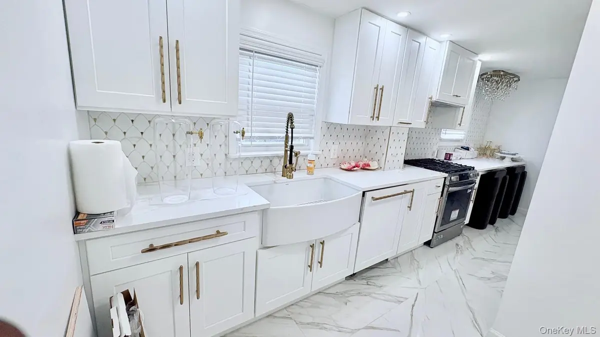 Address not disclosed, Saint Albans, NY 11412