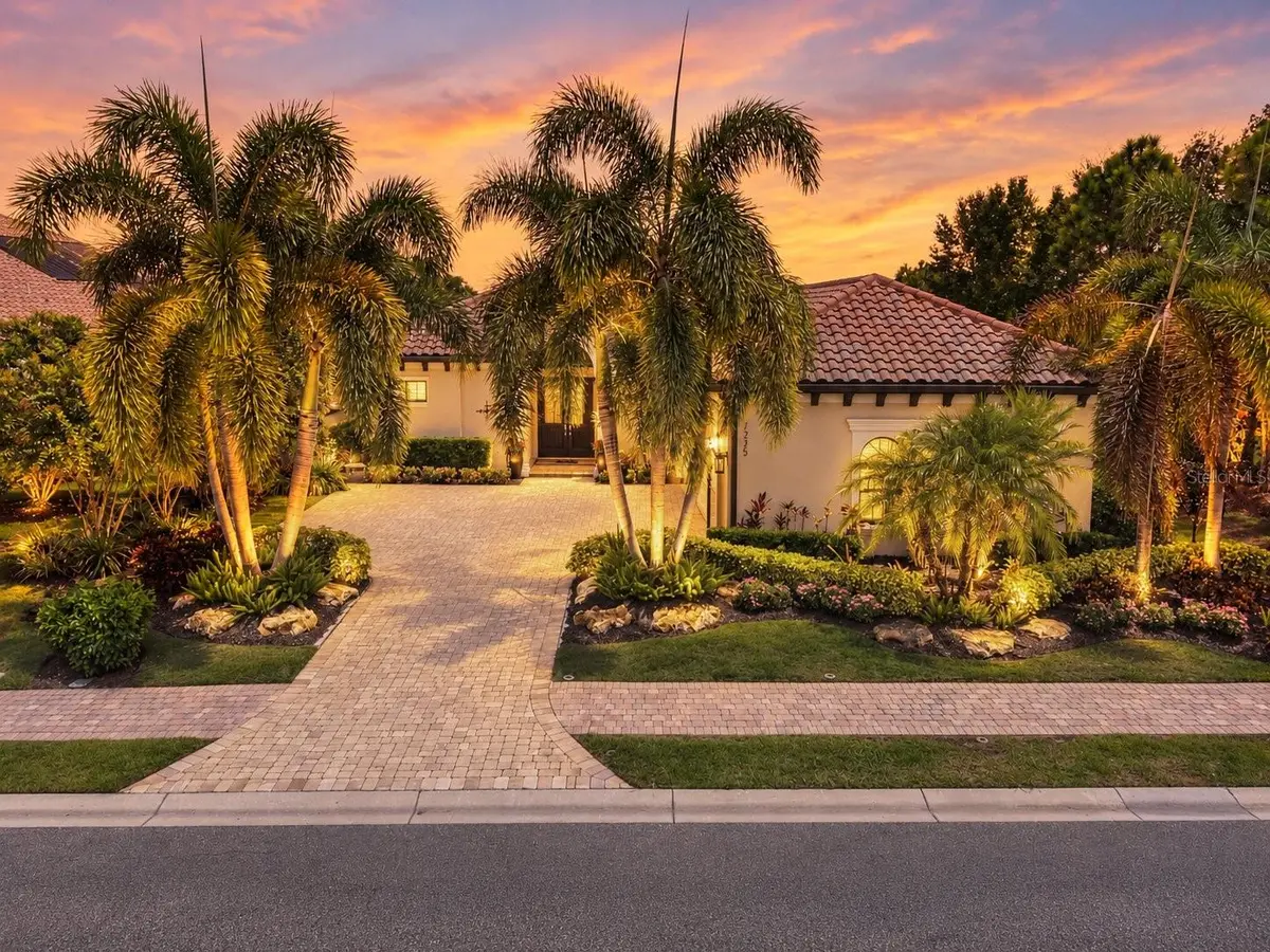 7235 PRESTBURY CIR, Lakewood Ranch, FL 34202