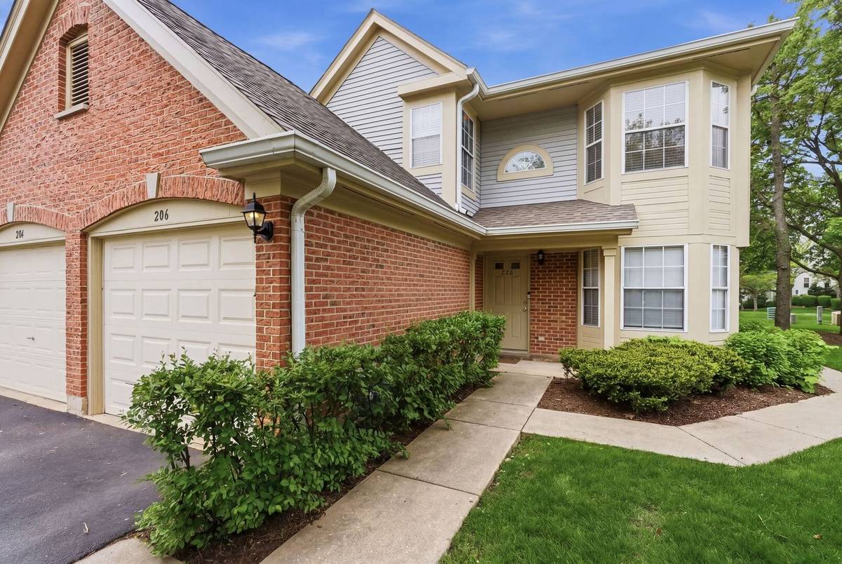 206 Glasgow LN #B206, Schaumburg, IL 60194