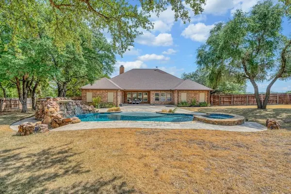 1865 Austin Hines Drive, China Spring, TX 76633