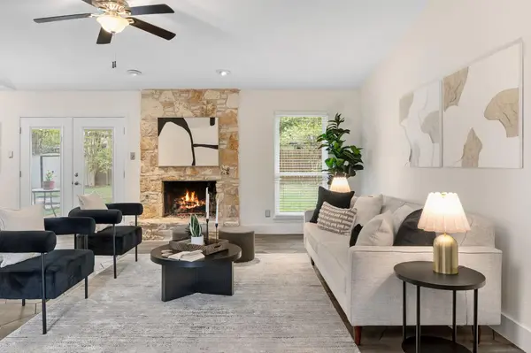 604 Meadow Lea DR, Austin, TX 78745