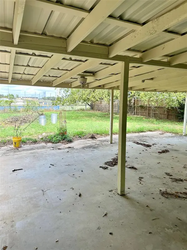 1012 Haley Ave, Rockdale, TX 76567