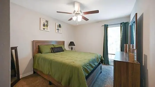 1901 Lakeside DR #402, Seabrook, TX 77586