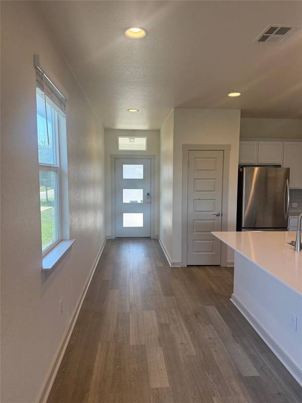 8020 Linnie LN, Austin, TX 78724