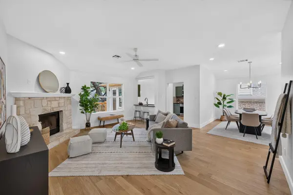 5706 Pecanwood LN, Austin, TX 78749