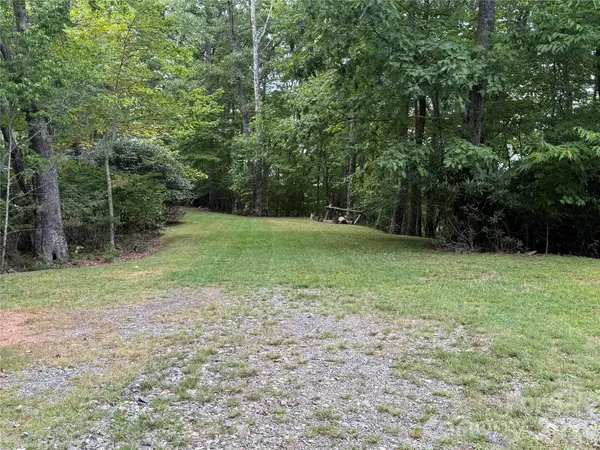 3315 Preserve RD #120, Sylva, NC 28779