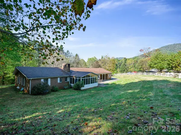 198 Roland Hill RD, Burnsville, NC 28714
