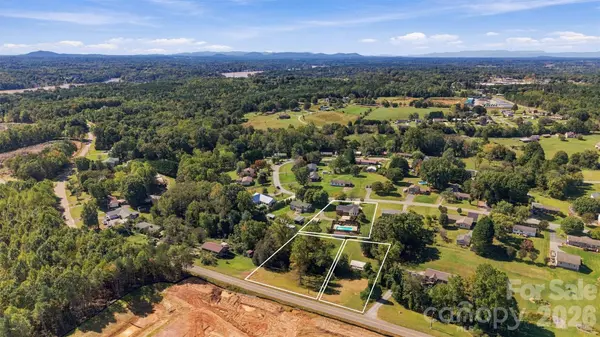 139 Greenlea CIR, Taylorsville, NC 28681