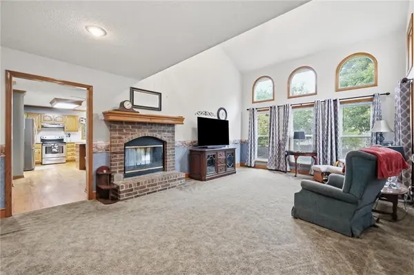 16207 Spring Valley RD, Belton, MO 64012