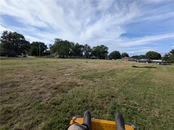 4423 Crysler AVE, Kansas City, MO 64133