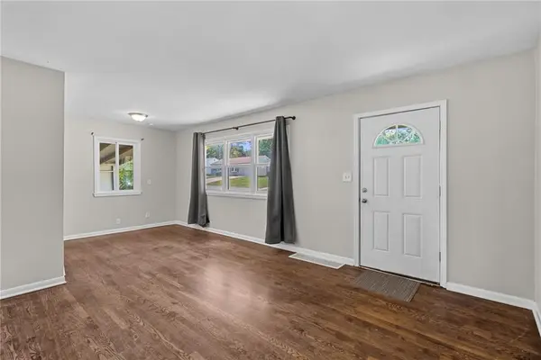 2901 Appleton AVE, Independence, MO 64052