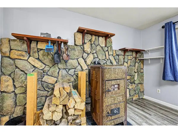 290 Kiowa, Bennett, CO 80102