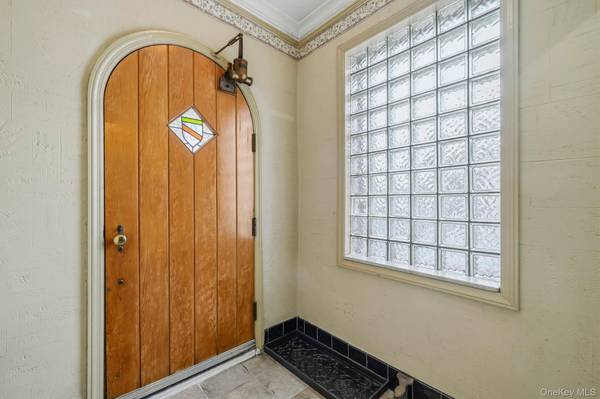 1824 Pilgrim AVE, Bronx, NY 10461