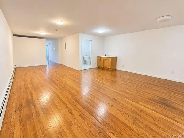 45-55 162 ST, Flushing, NY 11358