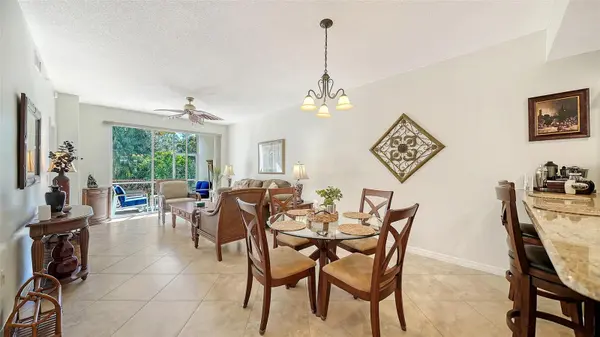 4655 TOWER HILL LN #2414, Sarasota, FL 34238