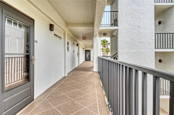 4800 GULF OF MEXICO DR #205, Longboat Key, FL 34228