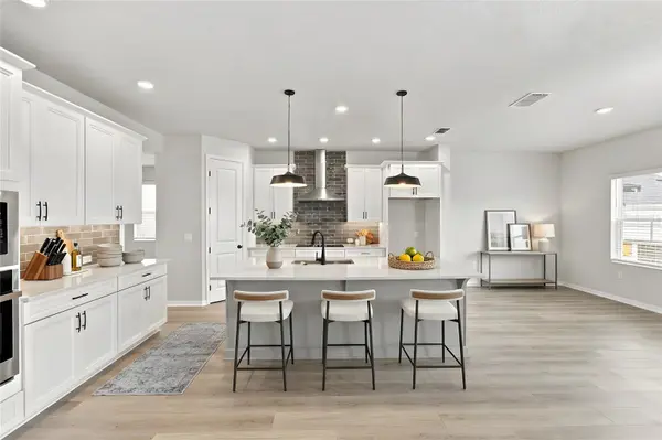 5831 NATIVE OAK ST, Mount Dora, FL 32757
