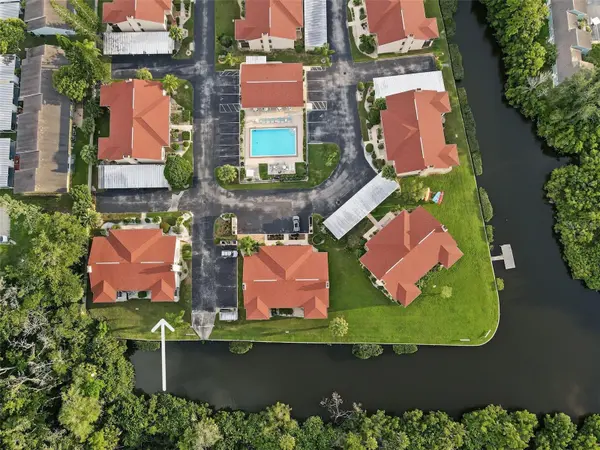 9930 EAGLES POINT CIR #1, Port Richey, FL 34668