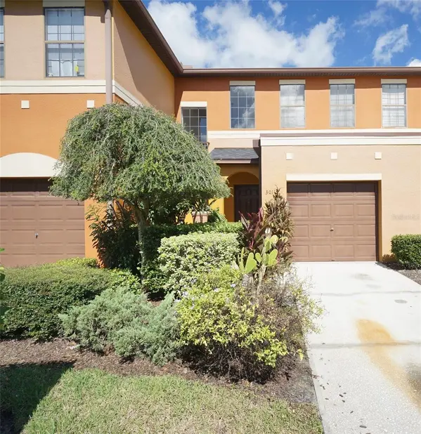 30119 MOSSBANK DR, Wesley Chapel, FL 33543