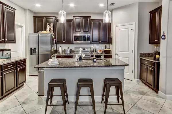 11420 FRESHWATER RIDGE DR, Riverview, FL 33569