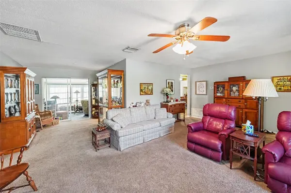 8727 143RD ST, Seminole, FL 33776