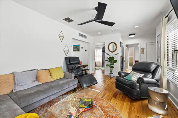3123 W MARLIN AVE, Tampa, FL 33611
