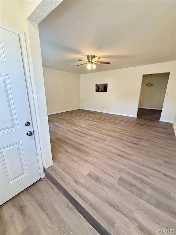 204 LIBERTY DR, Belleville, IL 62226