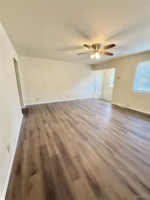 204 LIBERTY DR, Belleville, IL 62226