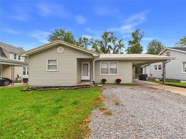 421 E Cape Rock DR, Cape Girardeau, MO 63701