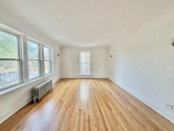 2809 W Lunt AVE #A2, Chicago, IL 60645