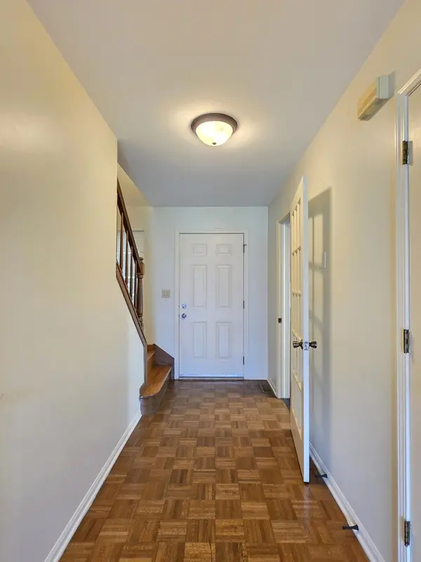 4129 FLORENCE WAY, Glenview, IL 60025