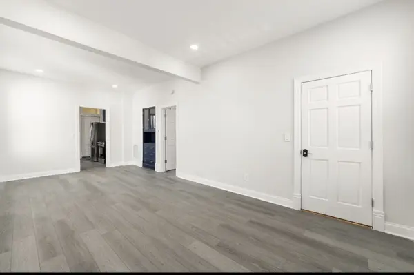 2147 W Dickens AVE #2, Chicago, IL 60647